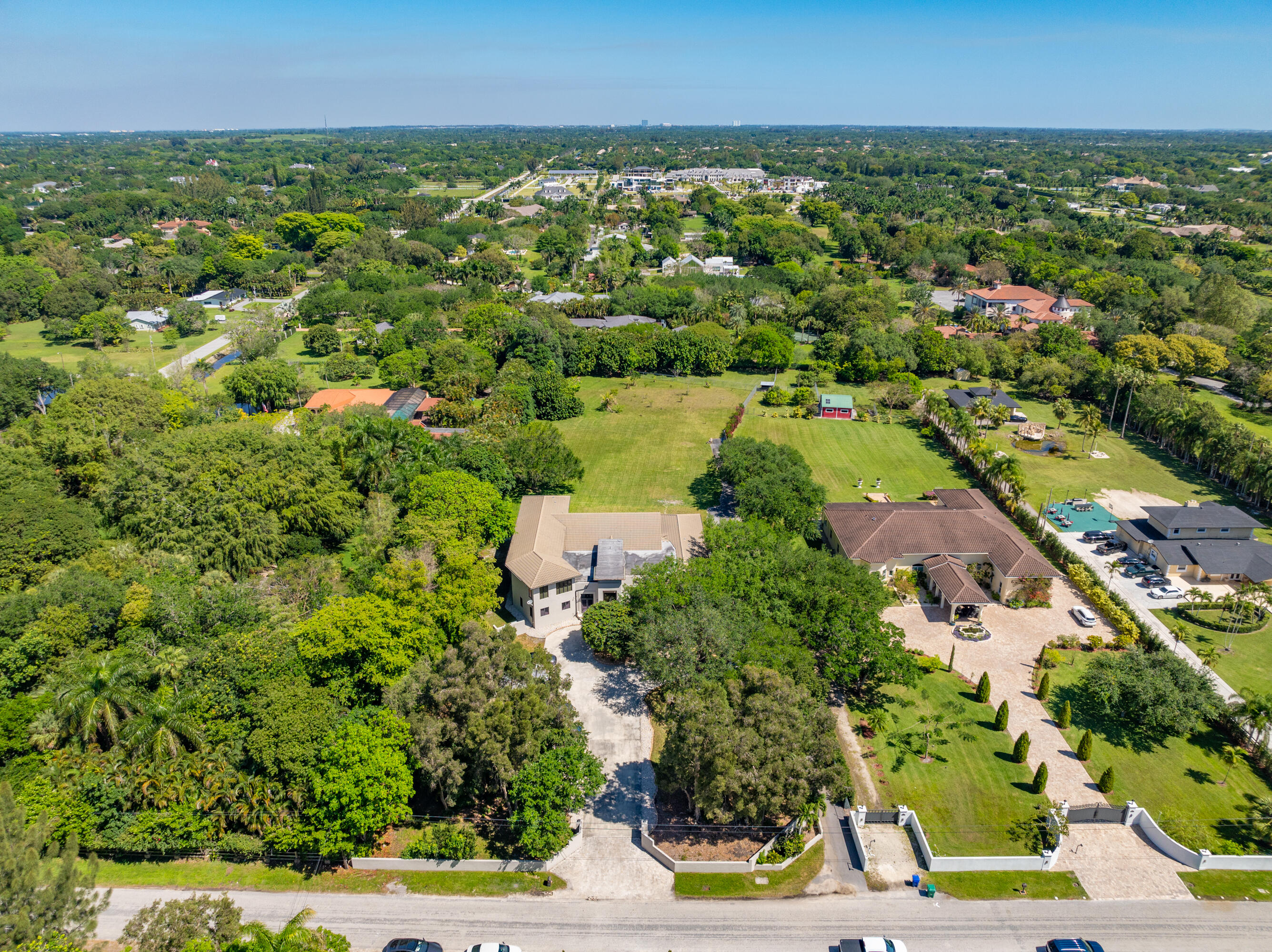 SUNSHINE RANCHES - Residential