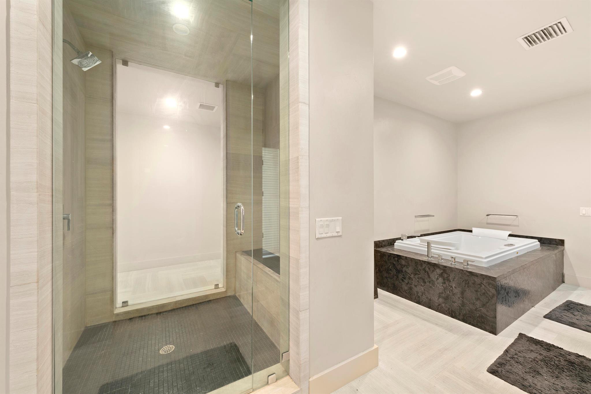 SUNSHINE RANCHES - Residential