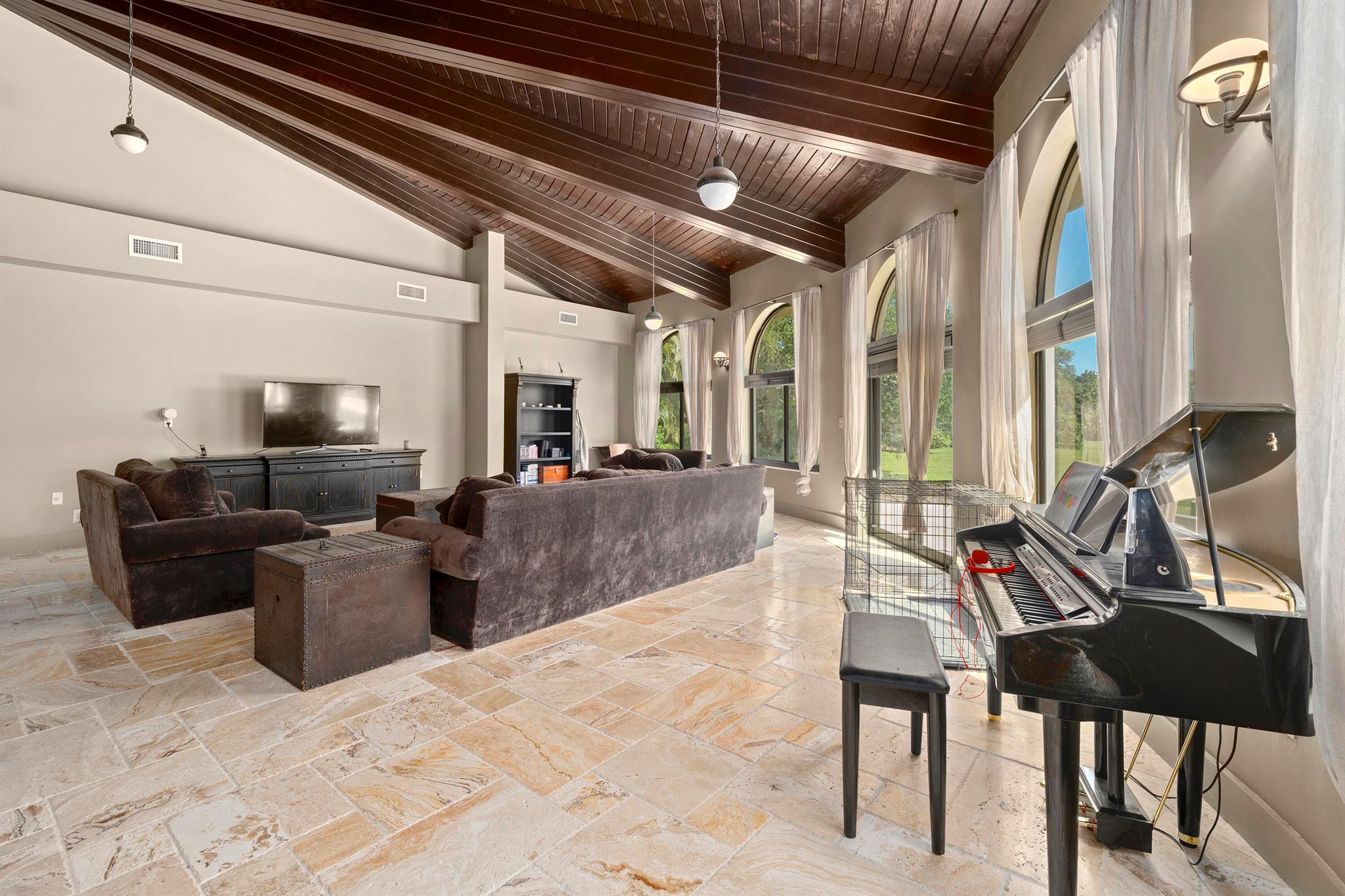 SUNSHINE RANCHES - Residential