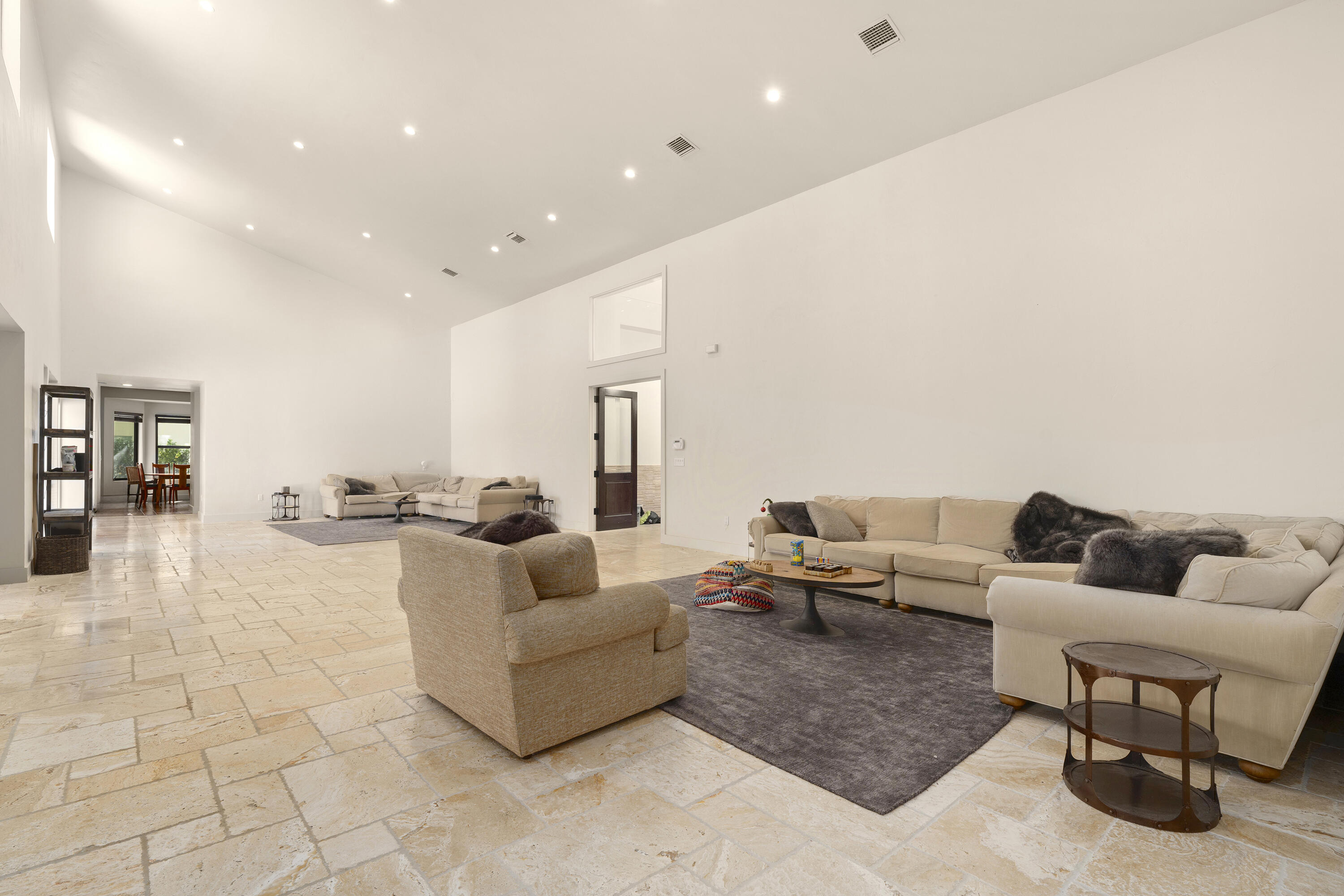 SUNSHINE RANCHES - Residential