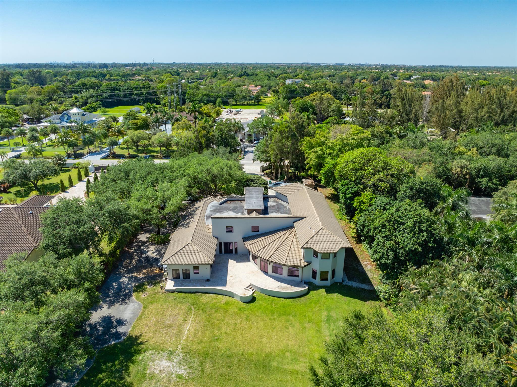 SUNSHINE RANCHES - Residential