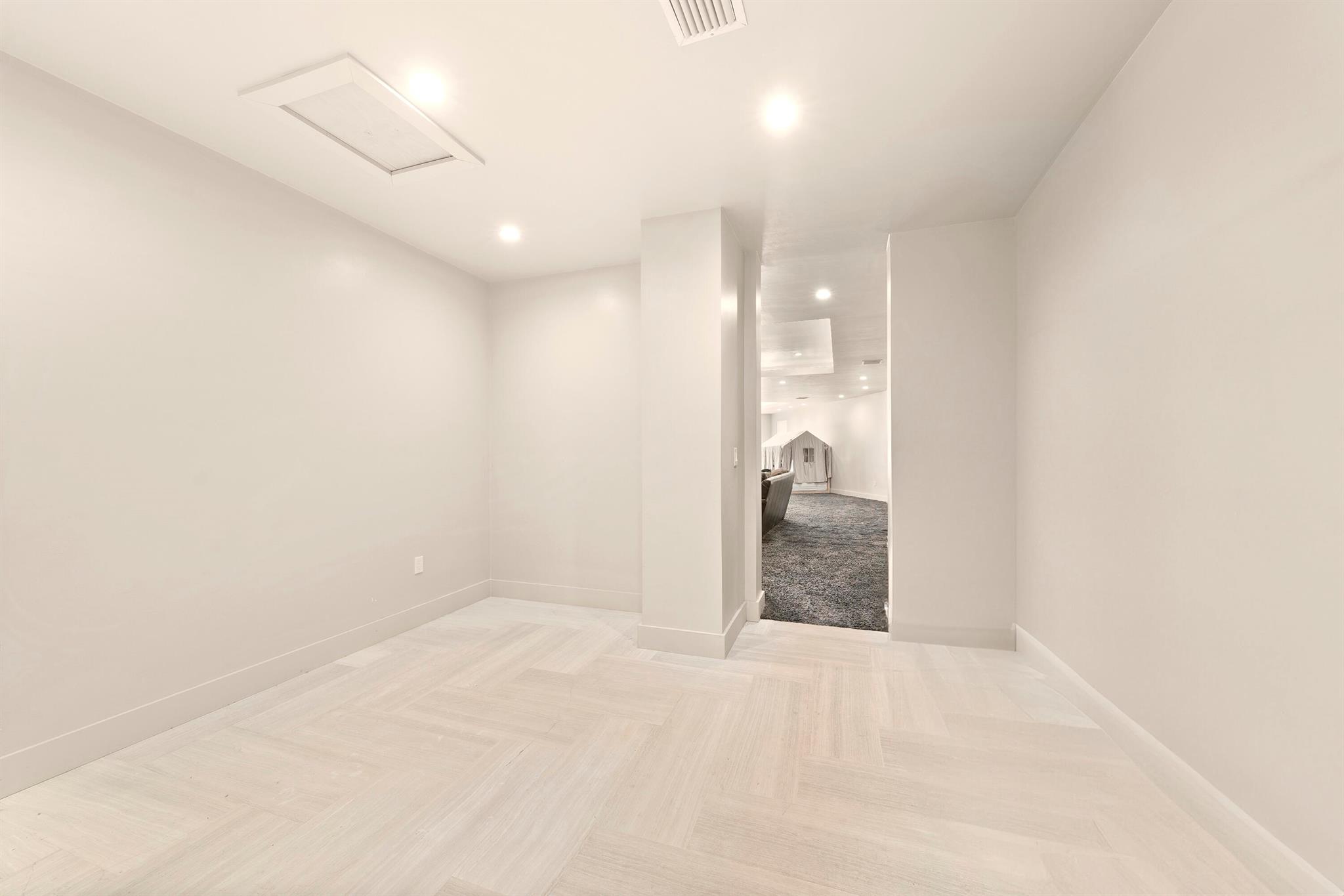 SUNSHINE RANCHES - Residential