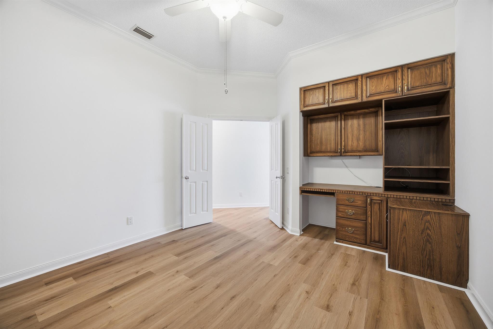 OAKS EAST 3 - Residential