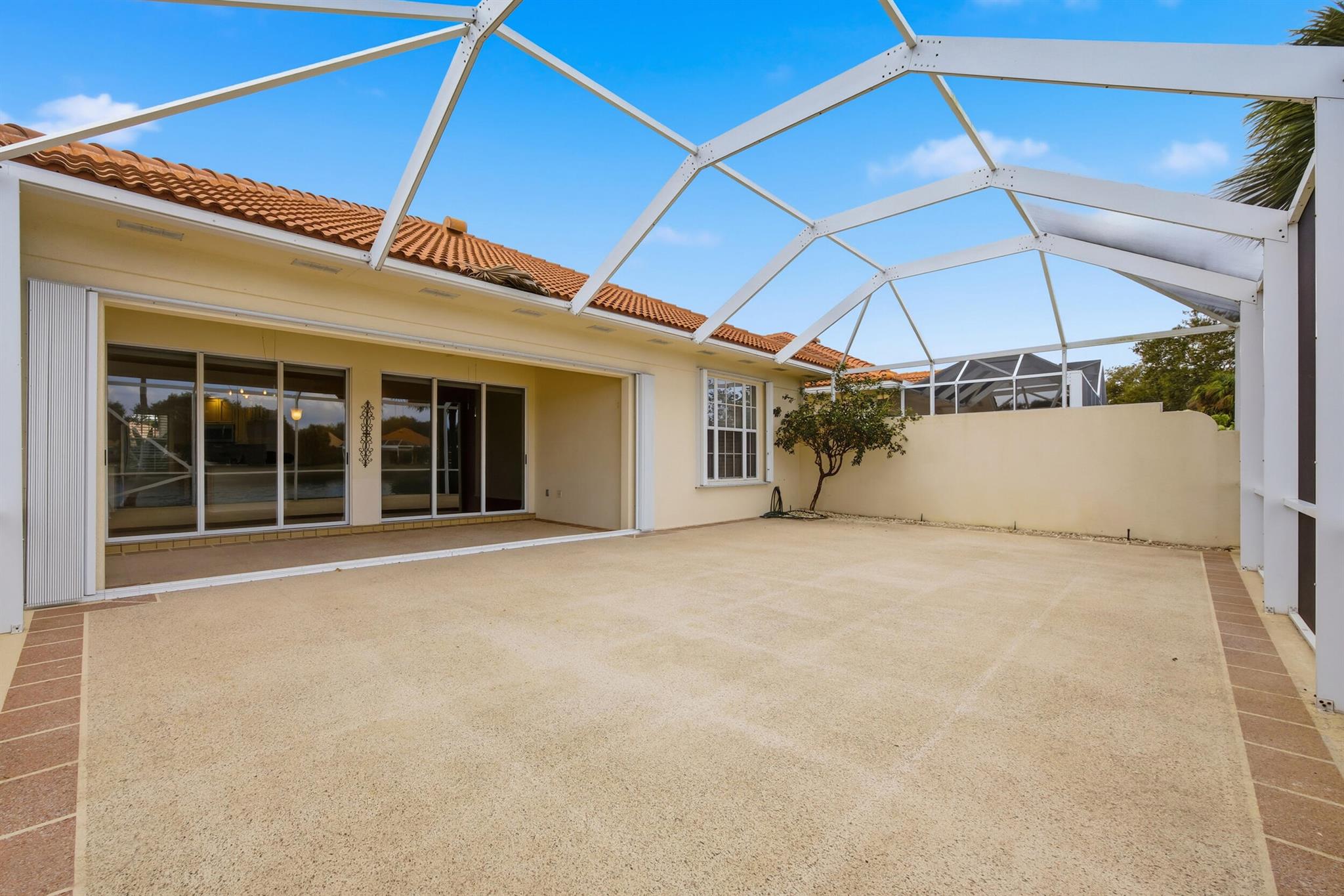 OAKS EAST 3 - Residential