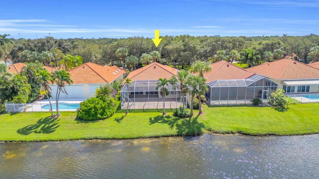 Photo of 279 Kelsey Park Circle, Palm Beach Gardens, FL 33410 (MLS # R11140180)