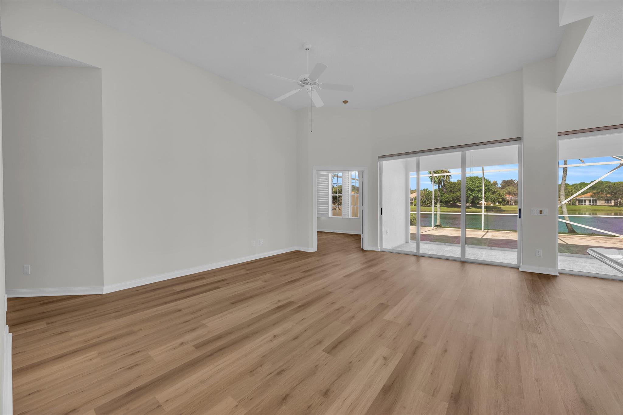 OAKS EAST 3 - Residential