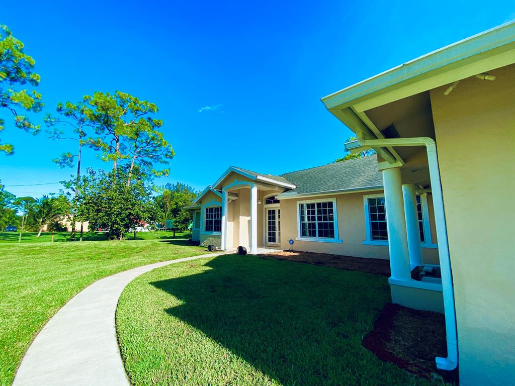 LOXAHATCHEE - Residential