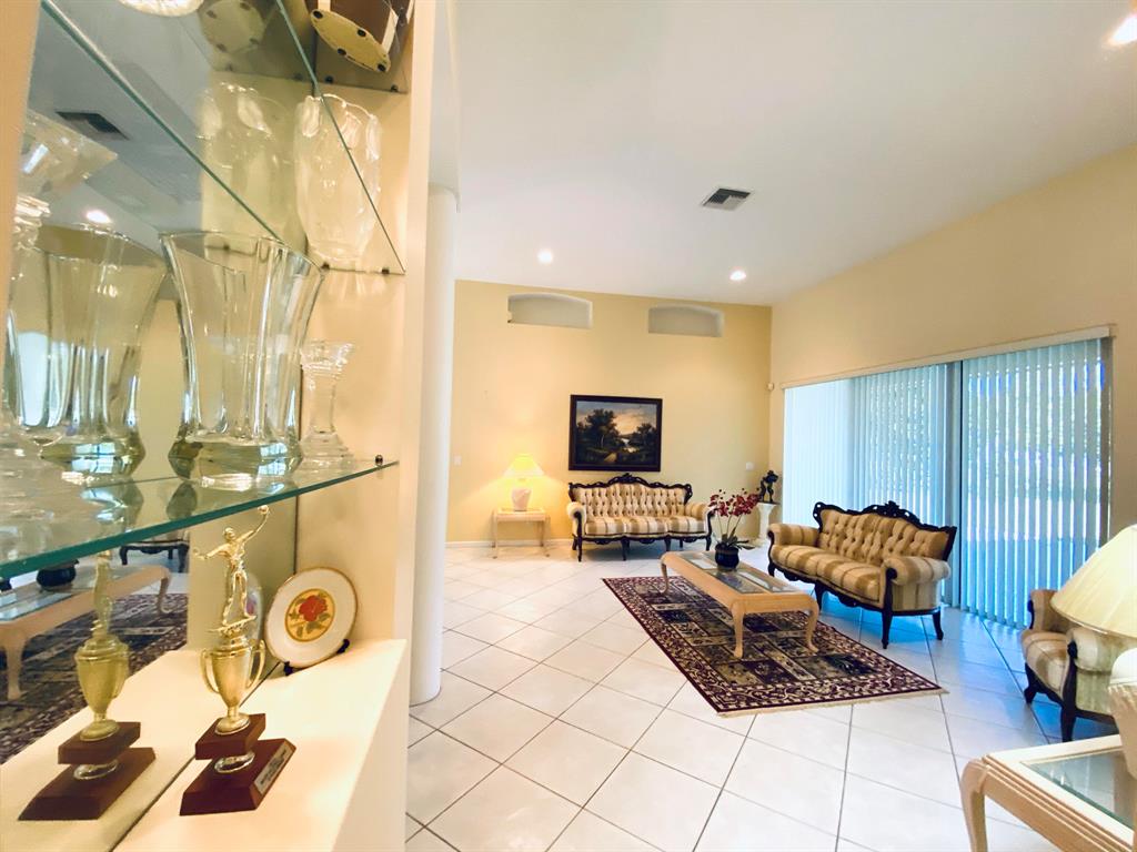 LOXAHATCHEE - Residential