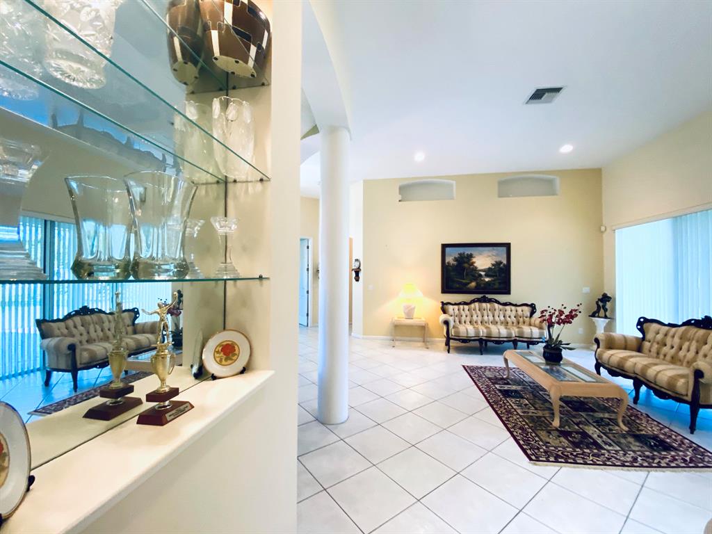 LOXAHATCHEE - Residential