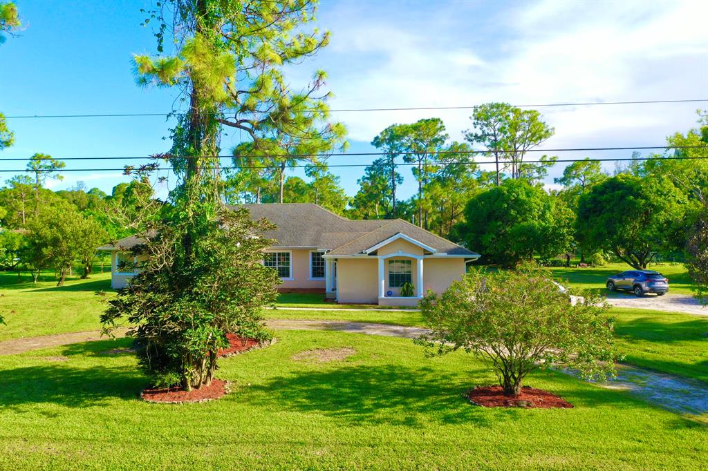 LOXAHATCHEE - Residential