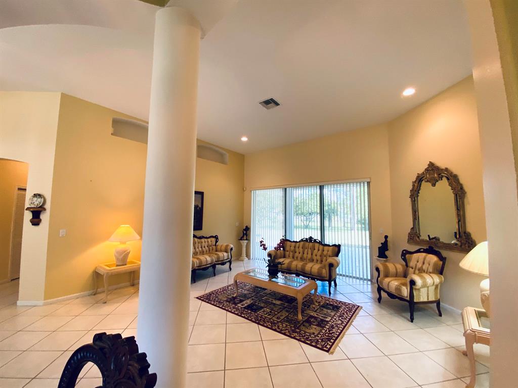 LOXAHATCHEE - Residential