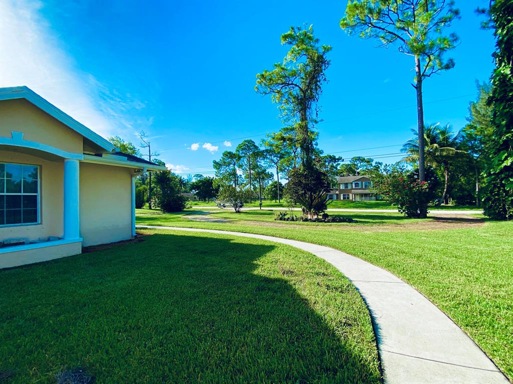 LOXAHATCHEE - Residential