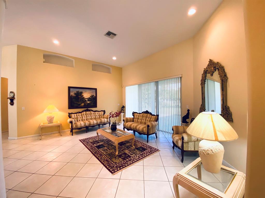 LOXAHATCHEE - Residential