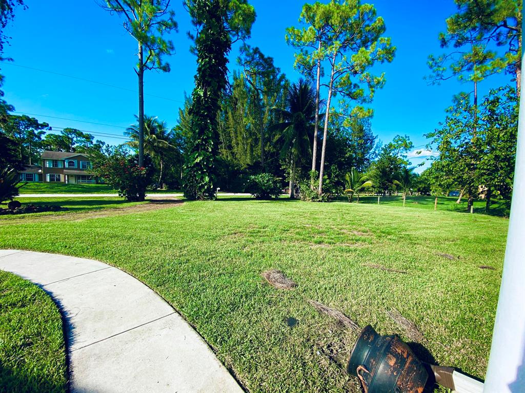 LOXAHATCHEE - Residential