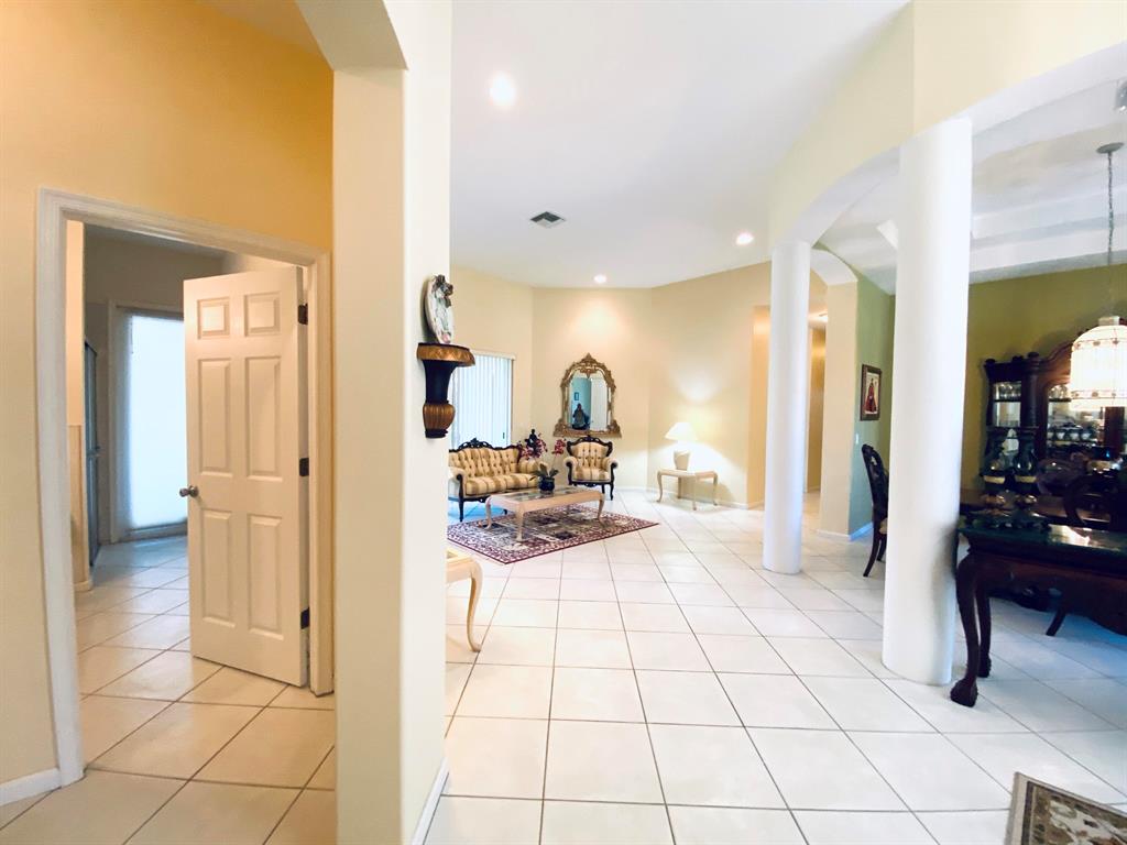 LOXAHATCHEE - Residential