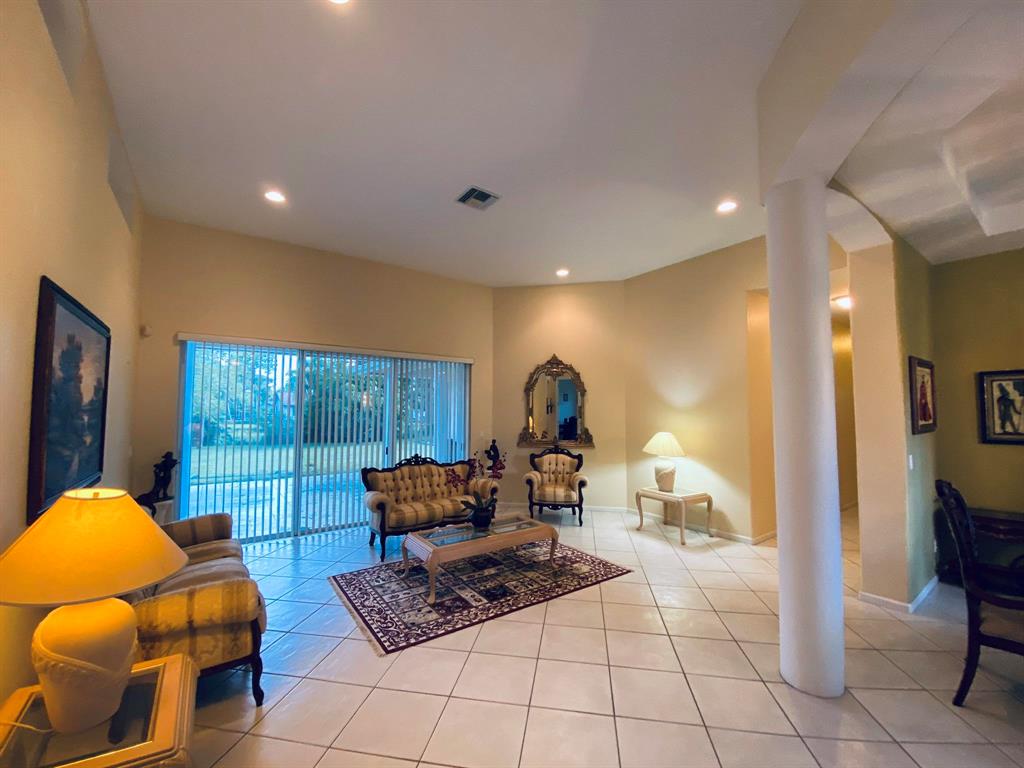 LOXAHATCHEE - Residential