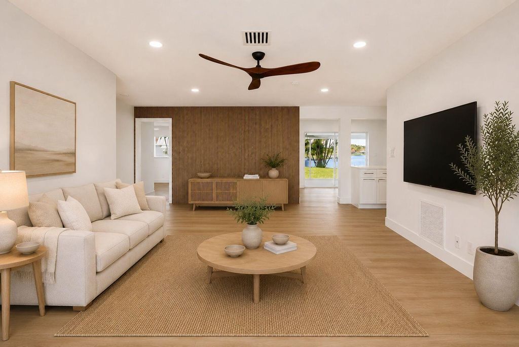 Photo of 1213 SW 20th Avenue, Boynton Beach, FL 33426 (MLS # B26033977)