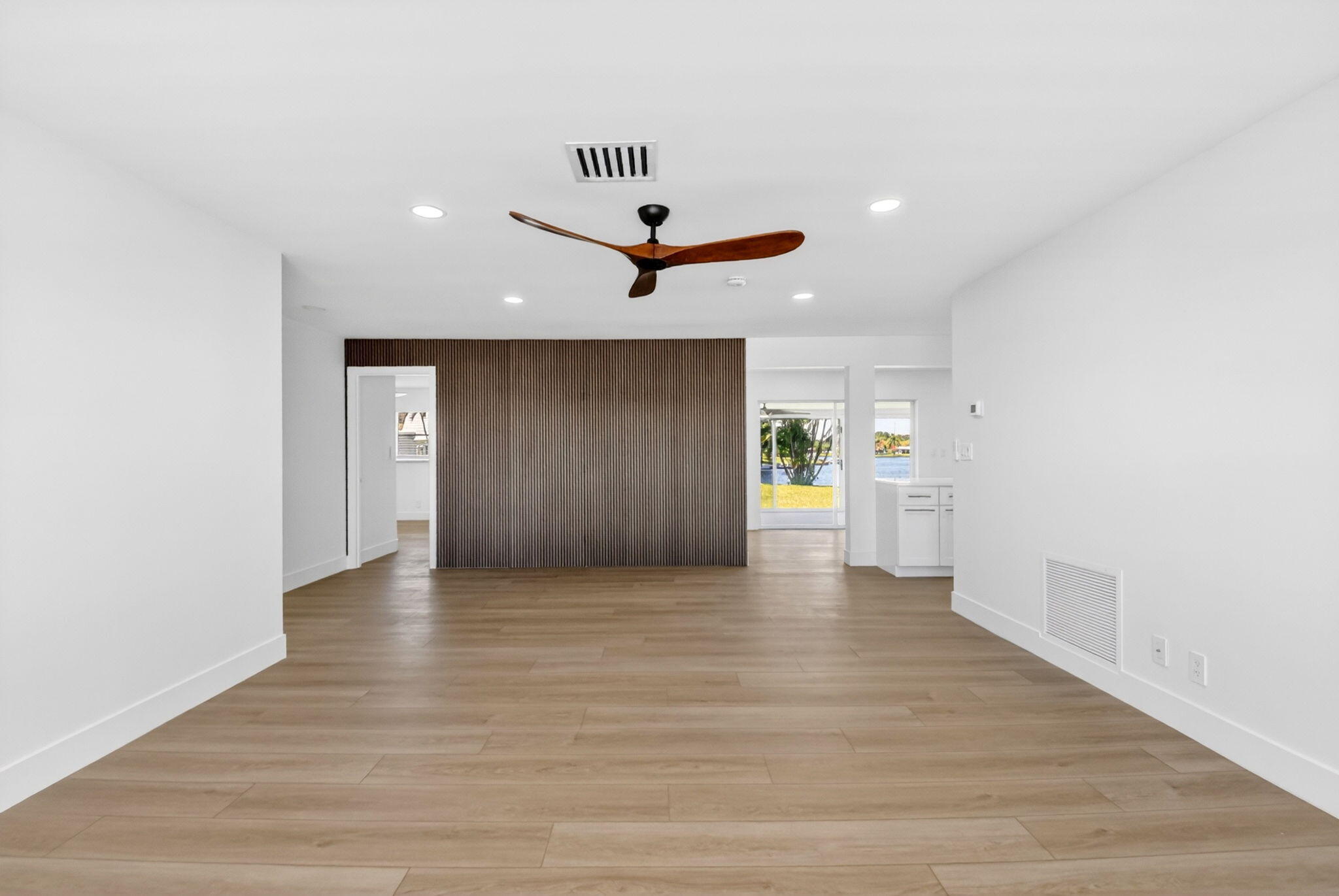 Palm Beach LEISUREVILLE - Residential