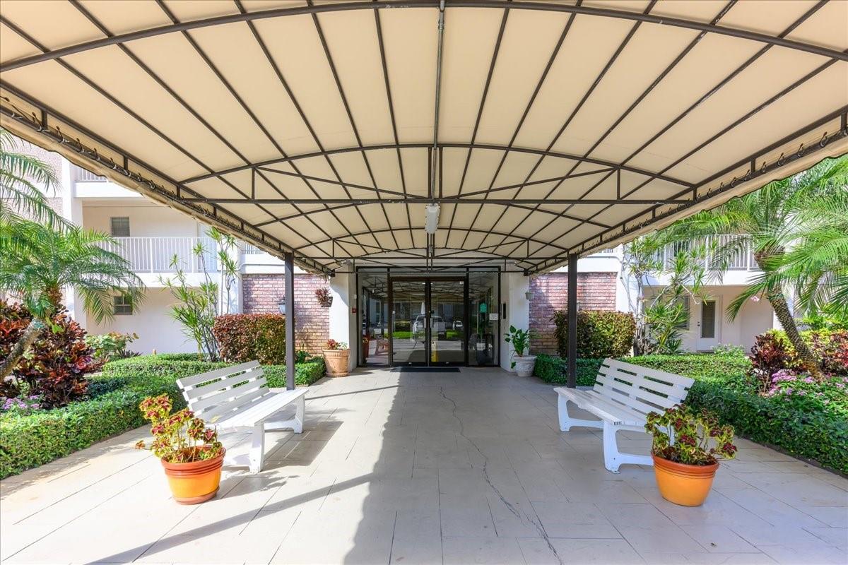 2651 S Course Dr 210