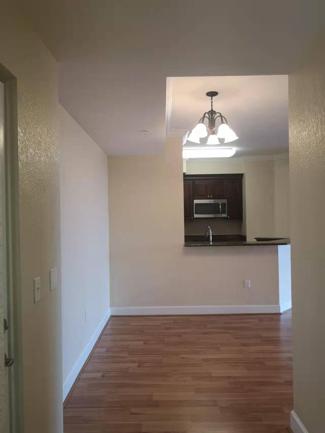 VIZCAYA LAKES CONDO - Residential