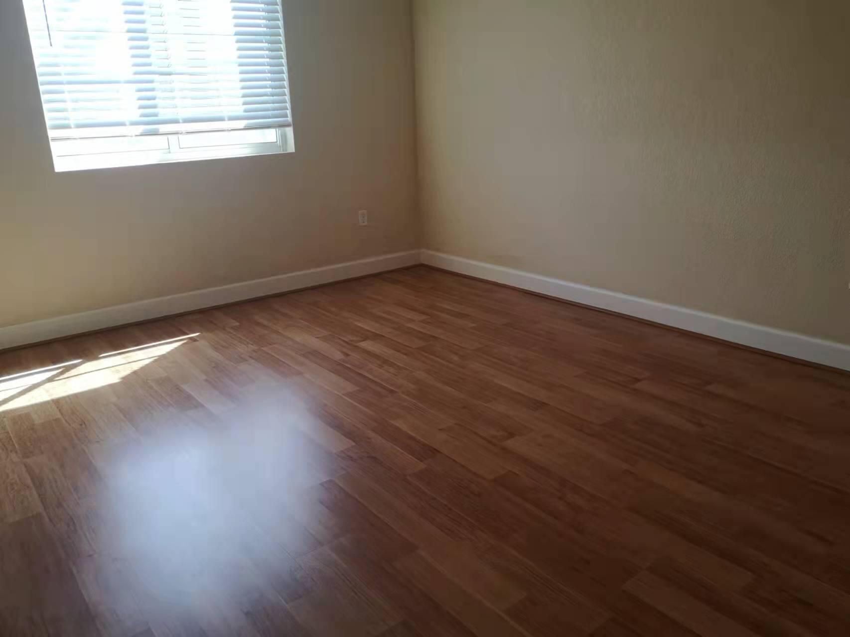 VIZCAYA LAKES CONDO - Residential