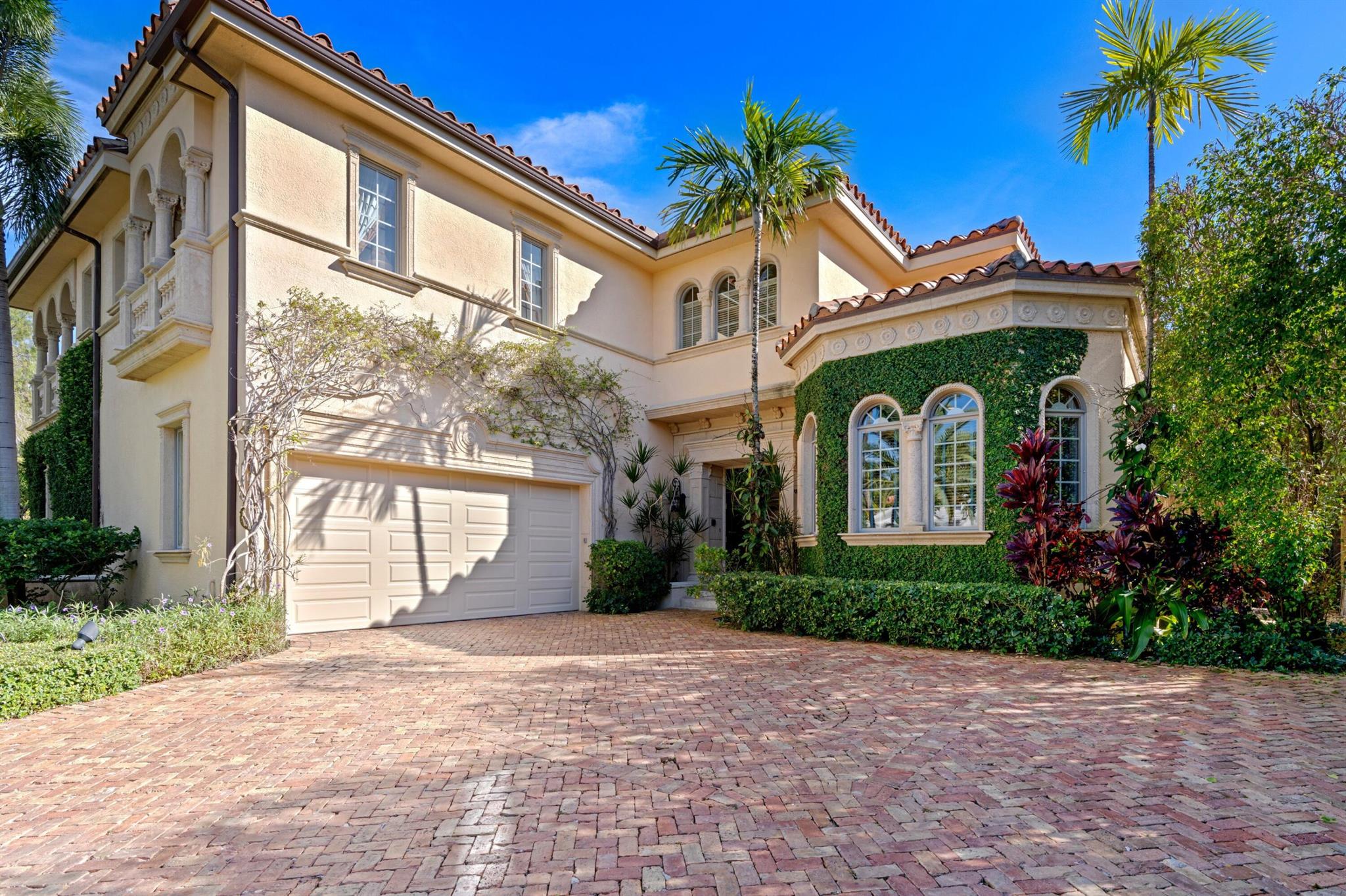 INCREDIBLE OPPORTUNITY - BELOW APRAISED VALUE. This immaculate 4 BR 5.1 BA Mediterranean townhome is located in Palm Beach's most prime location, only two streets from Worth Avenue. This gated 4,812 square foot home offers a gracious open floor plan bathed in an abundance of light overlooking the private pool area through a wall of French doors. Featuring soaring ceilings, large elevator, custom wood paneled den\library, fireplace, two car garage, hurricane impact windows throughout, chef's eat in kitchen ,2 Miele dishwashers, Gas Dacor range, Dacor microwave, 2 Dacor double ovens, Sub zero refrigerator, butler's pantry and laundry room. The heated pool and spa area with cabana bath and tall private hedges make this perfect for outdoor entertaining. SEE MORE: