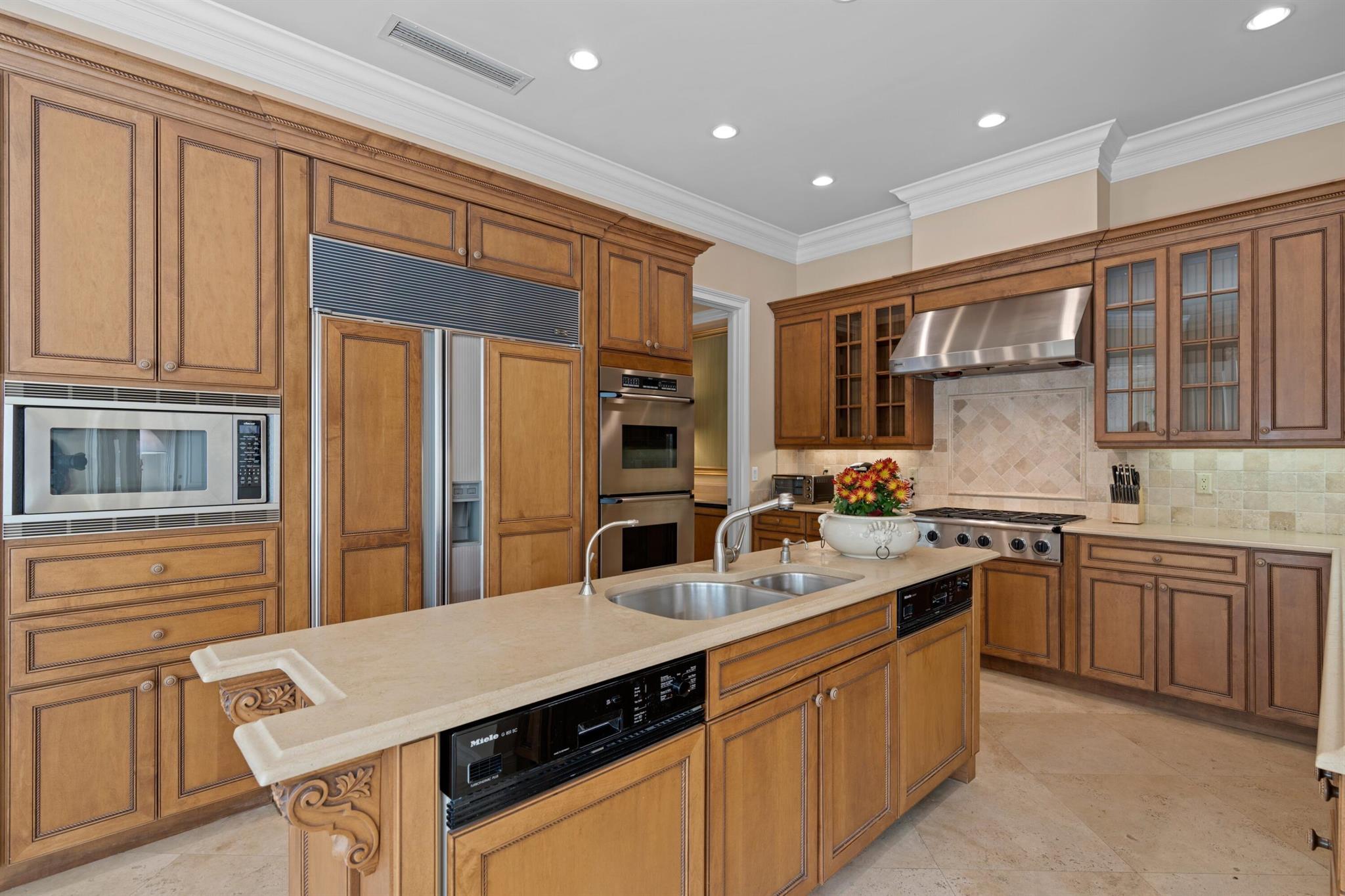 ROYAL PARK - Residential