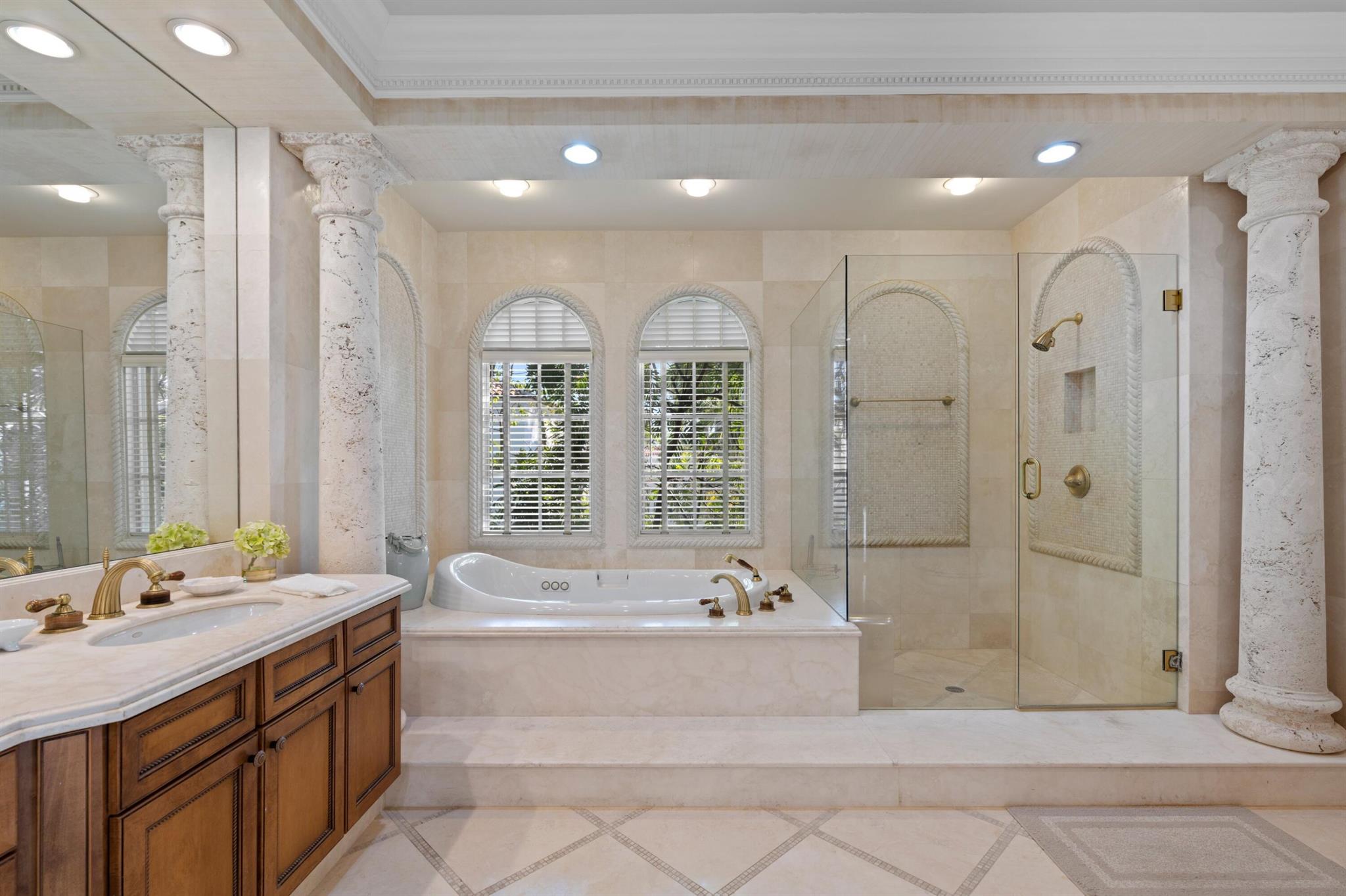 ROYAL PARK - Residential