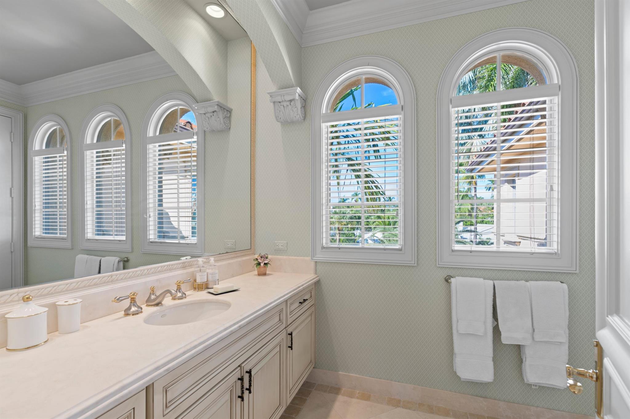 ROYAL PARK - Residential