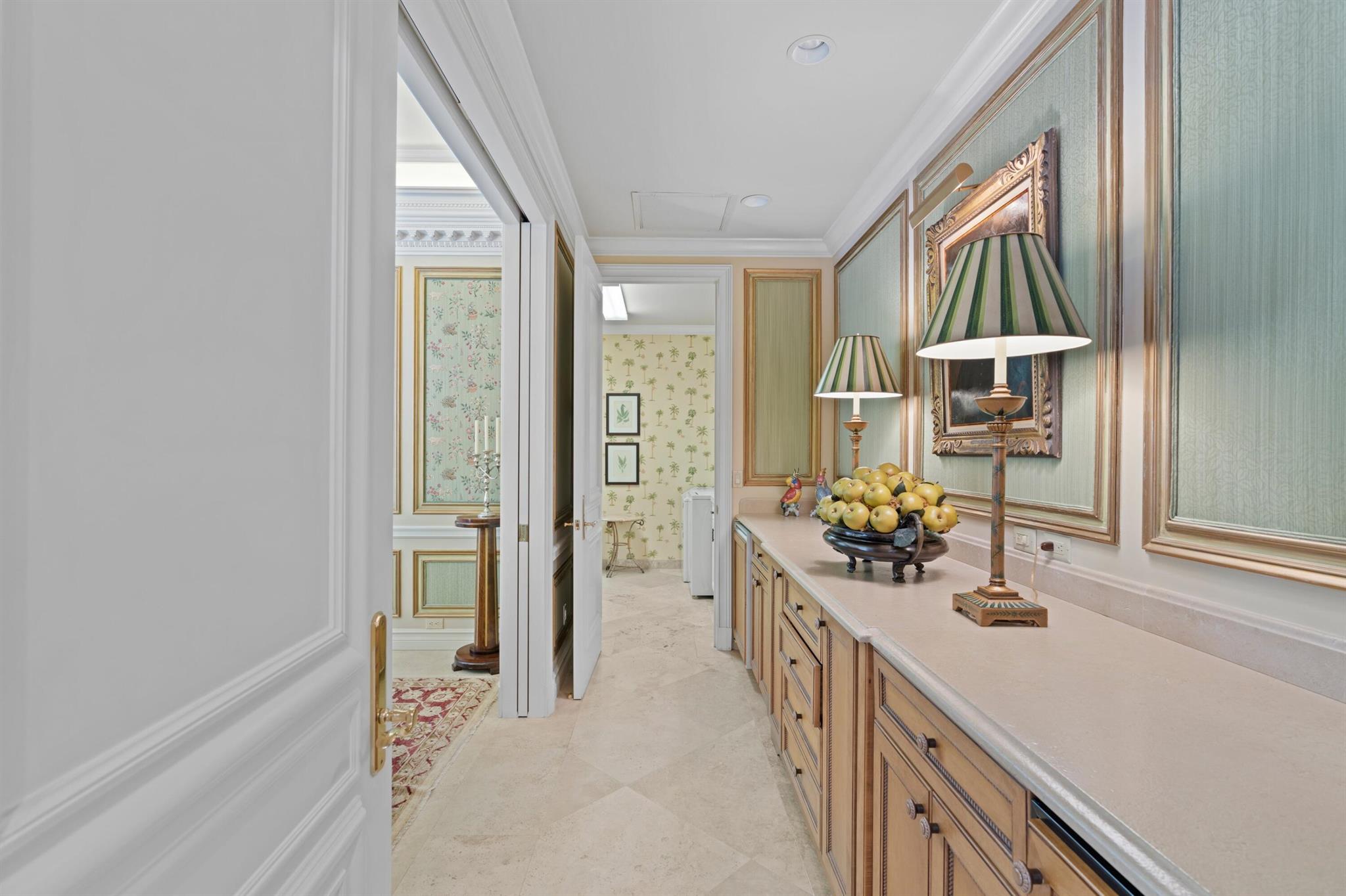 ROYAL PARK - Residential