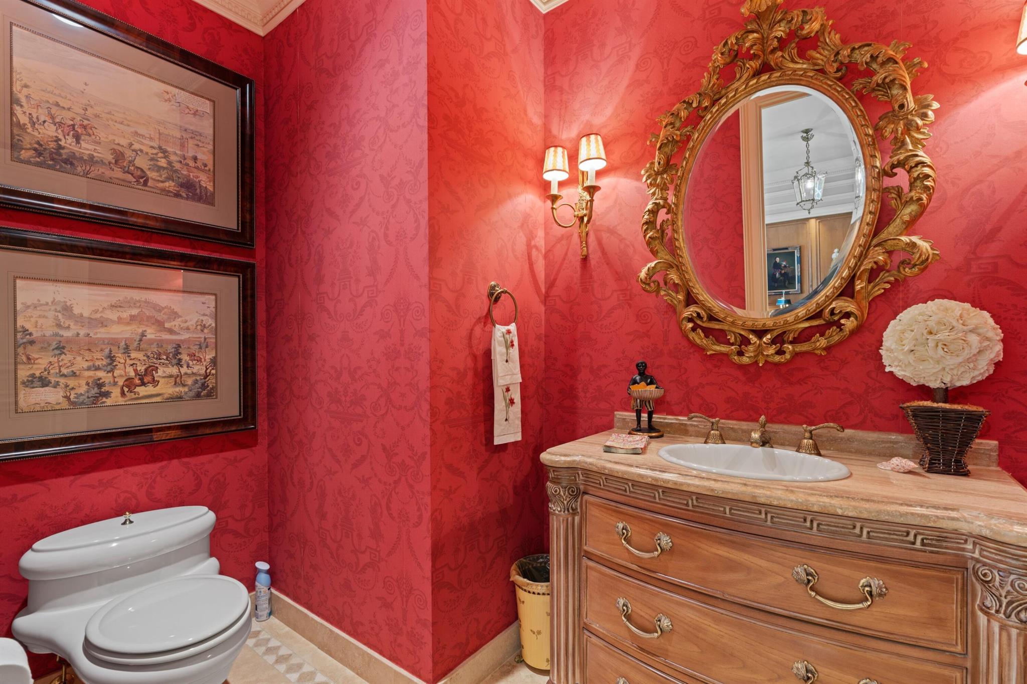 ROYAL PARK - Residential