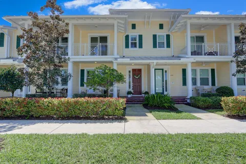 1204 S Community Drive, Jupiter, FL MLS: R11073811