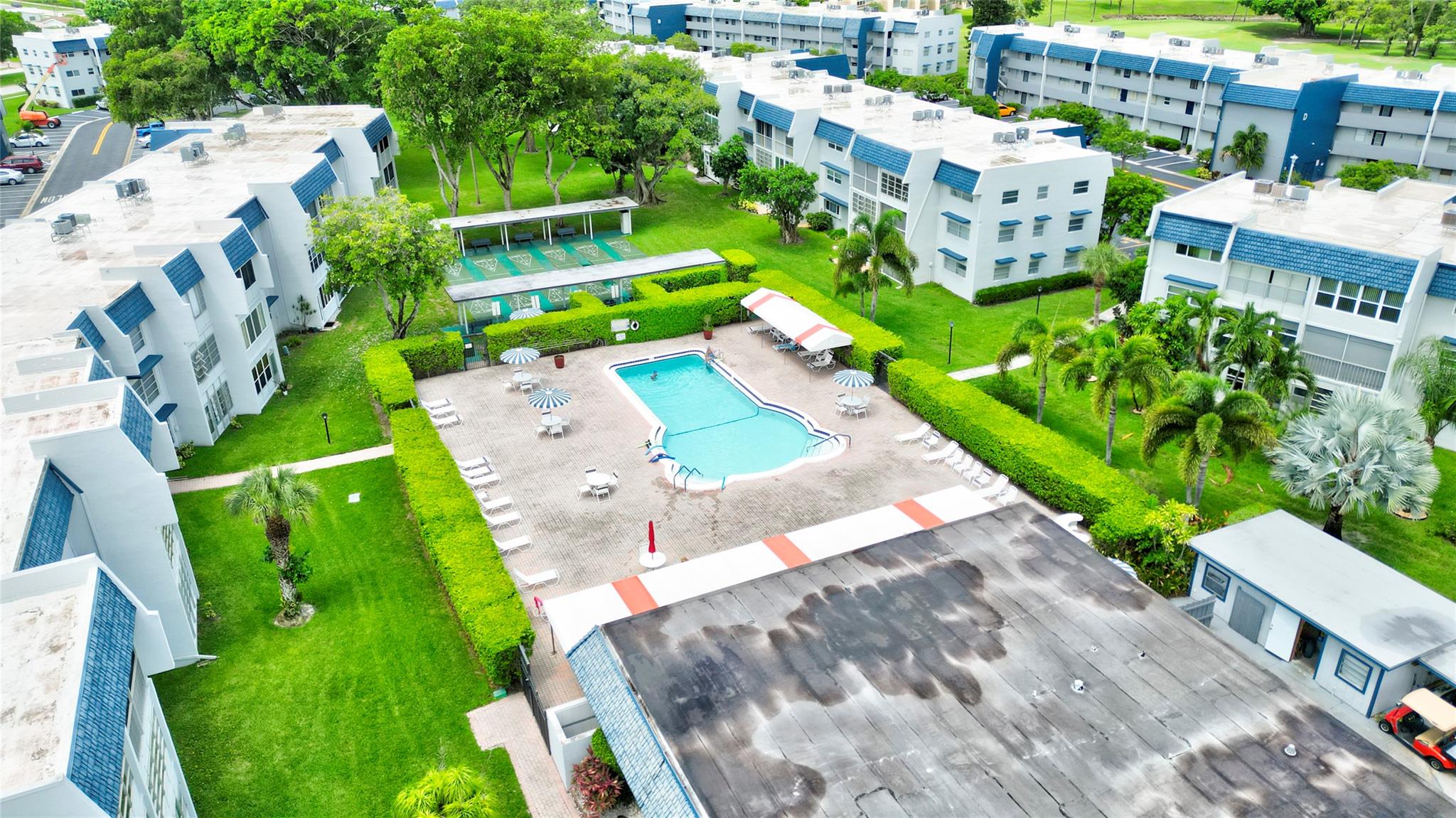 Oriole Golf & Tennis Club - Residential Lease