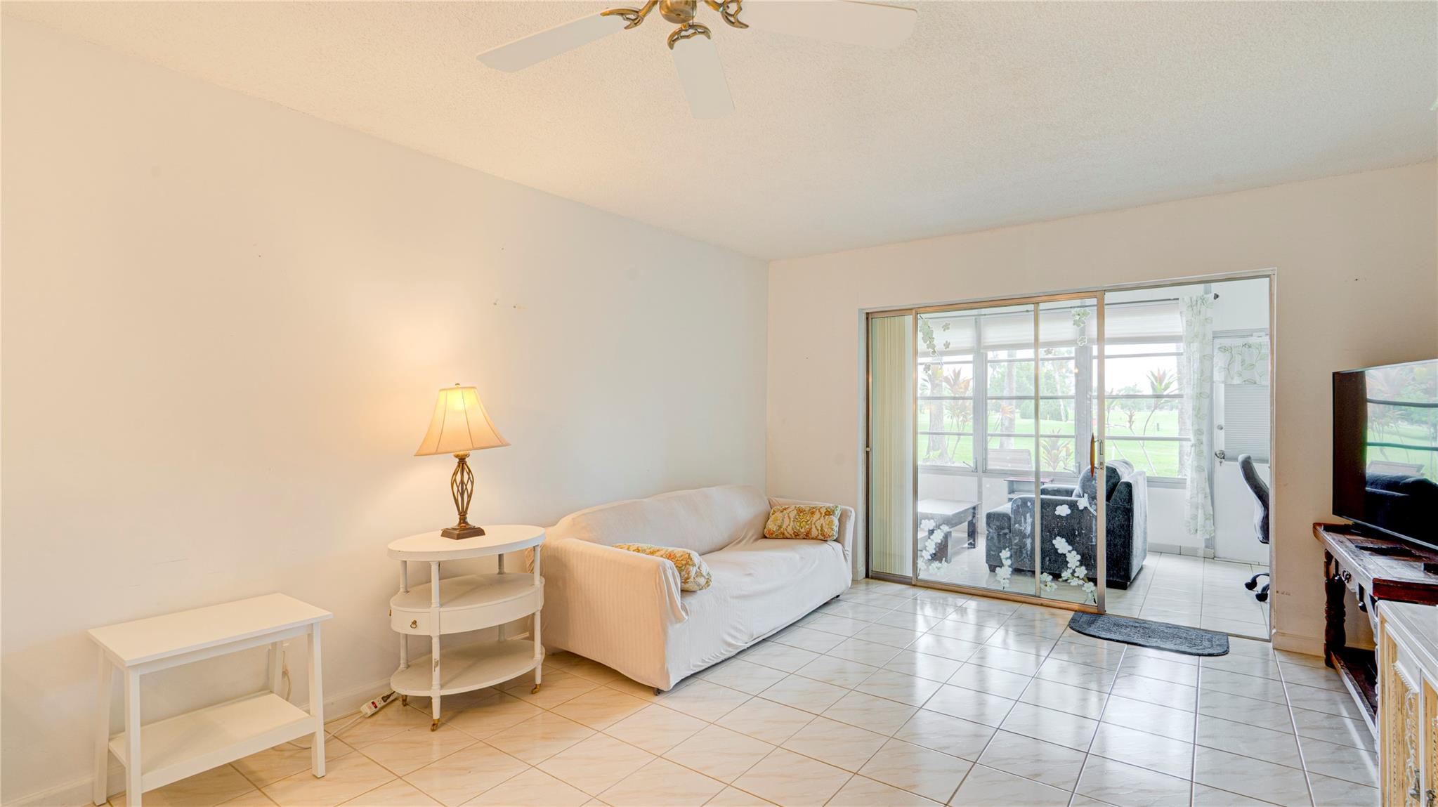 Oriole Golf & Tennis Club - Residential Lease