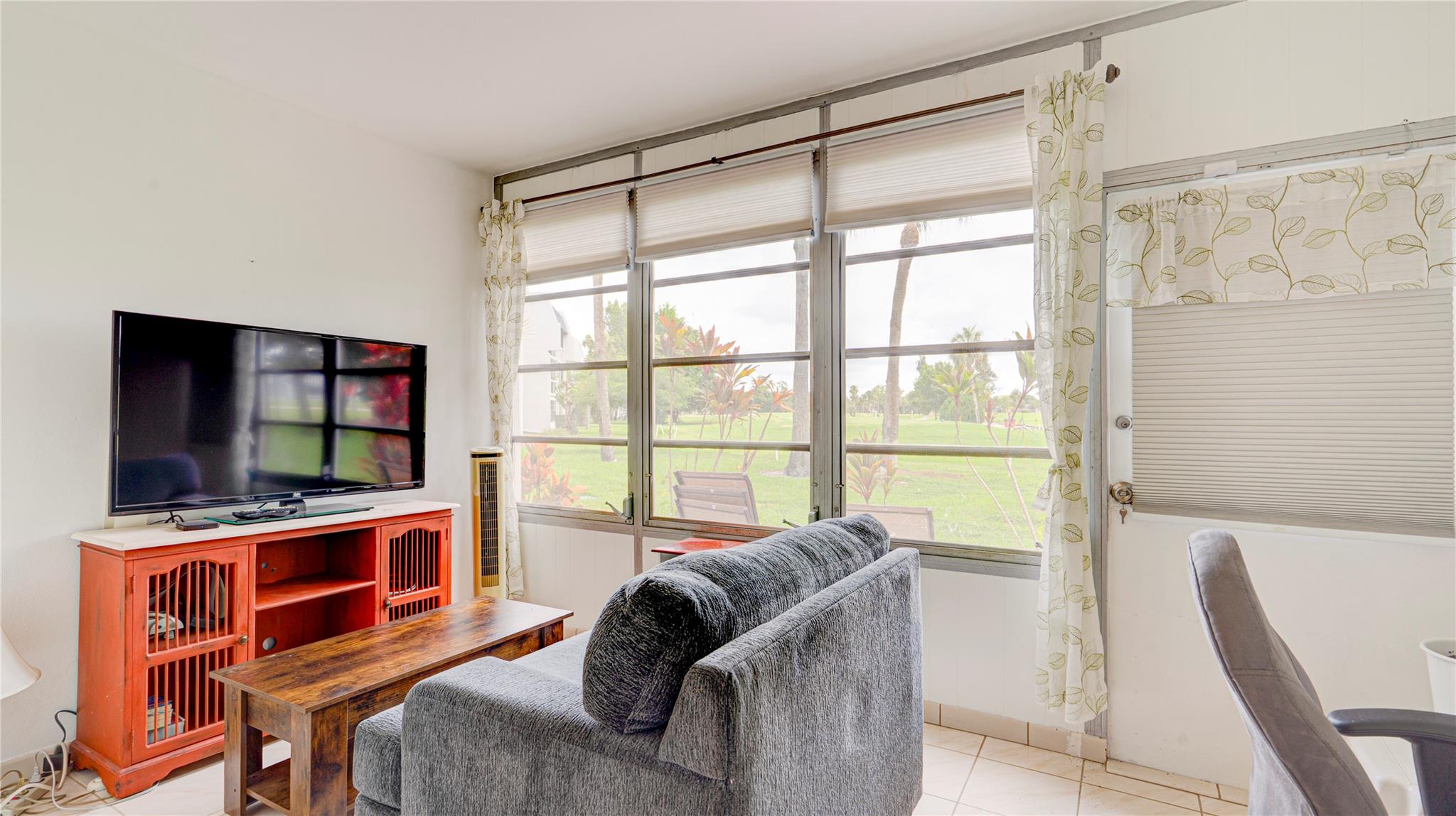 Oriole Golf & Tennis Club - Residential Lease