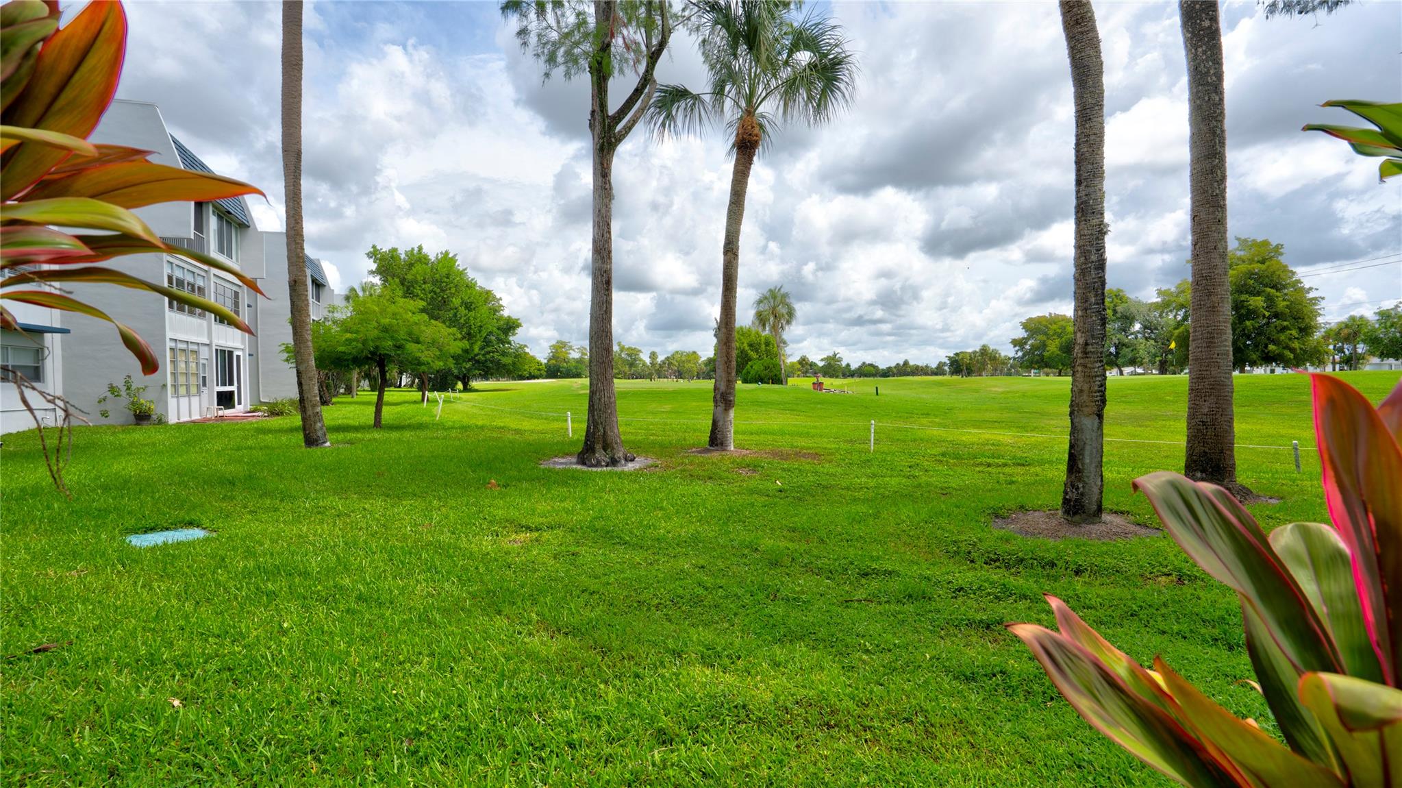 Oriole Golf & Tennis Club - Residential Lease