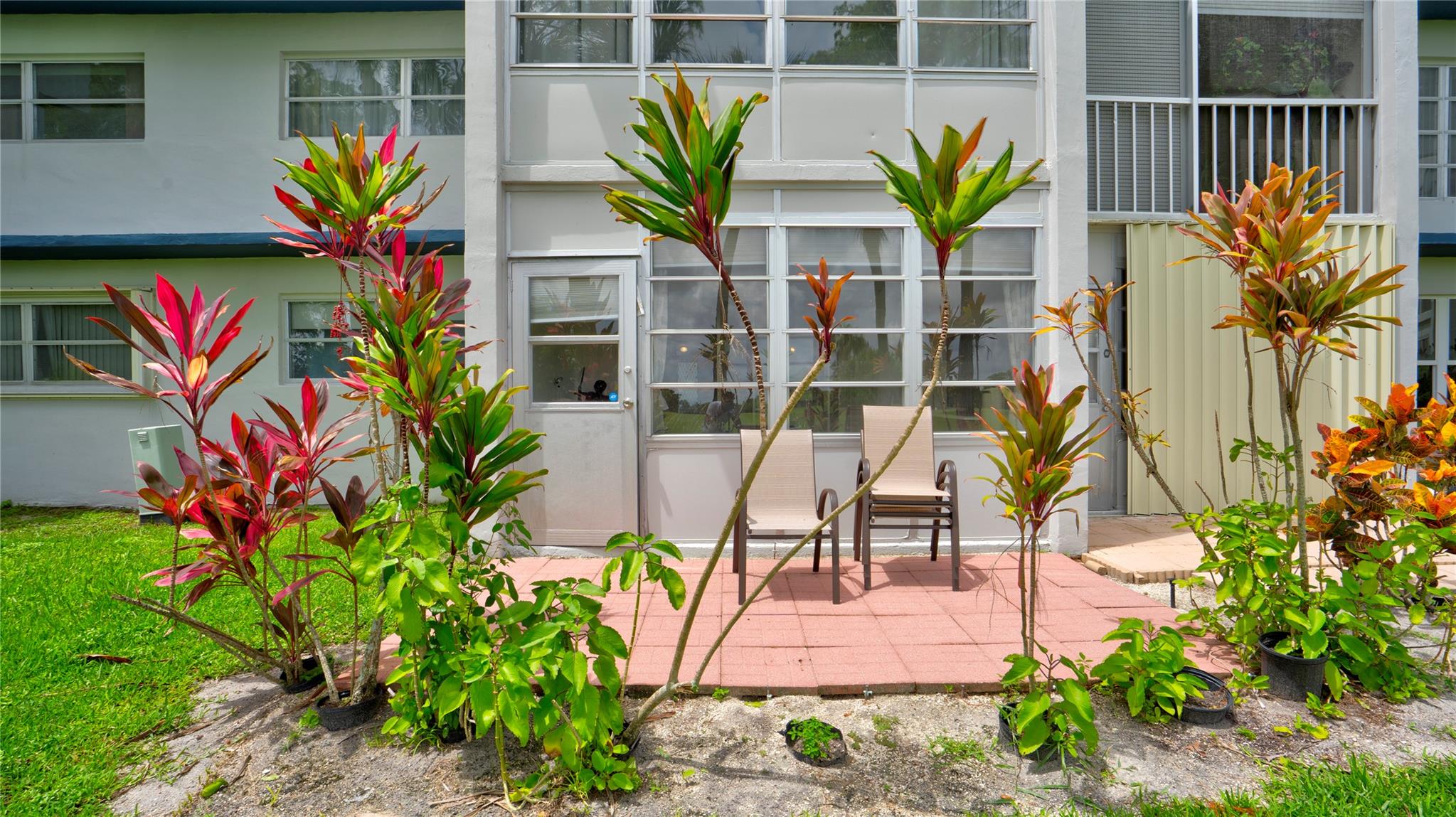 Oriole Golf & Tennis Club - Residential Lease