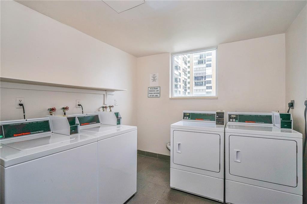 GALT TOWERS - Residential