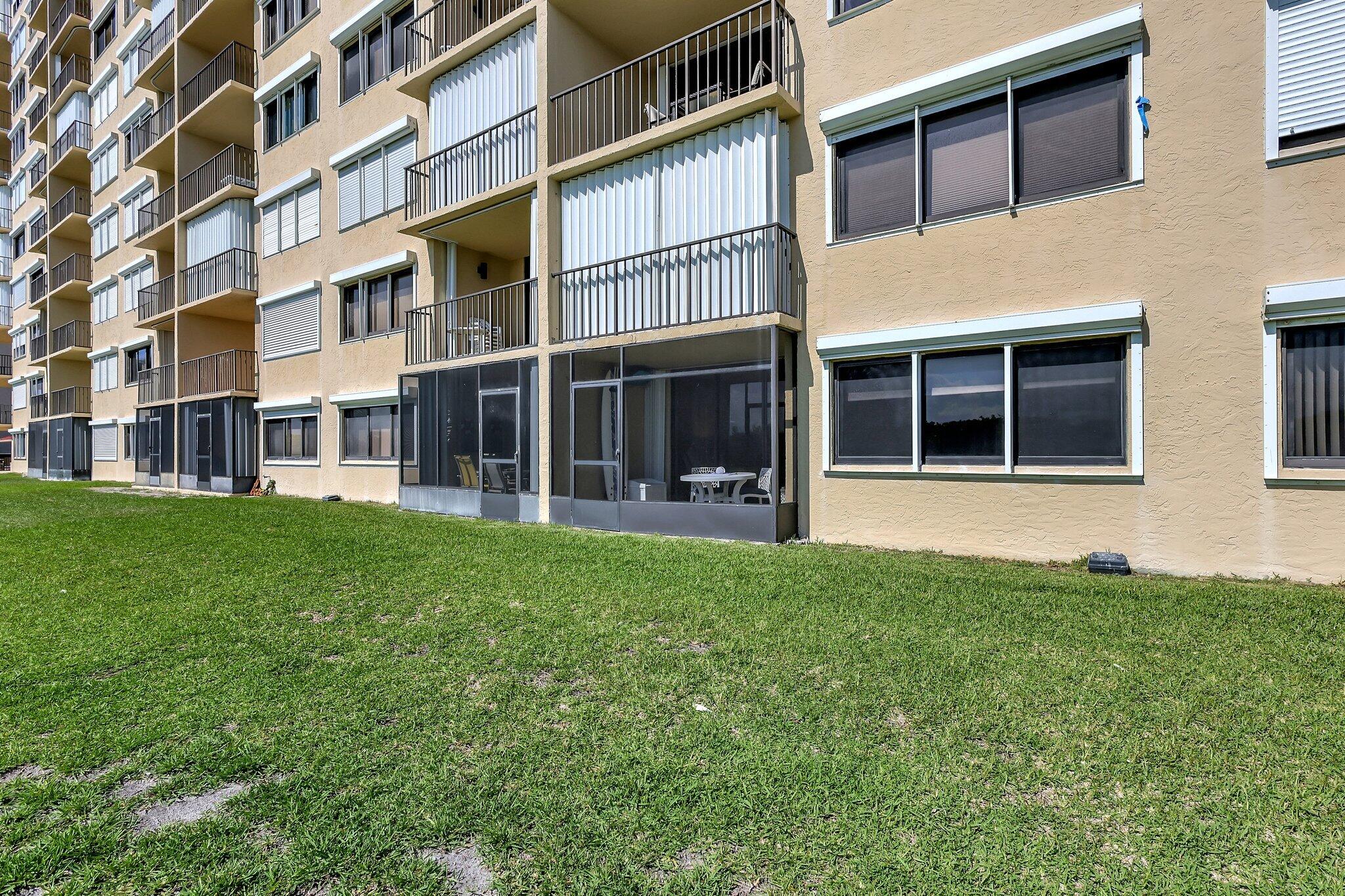 OCEAN HARBOUR SOUTH CONDOMINIUM - Residential