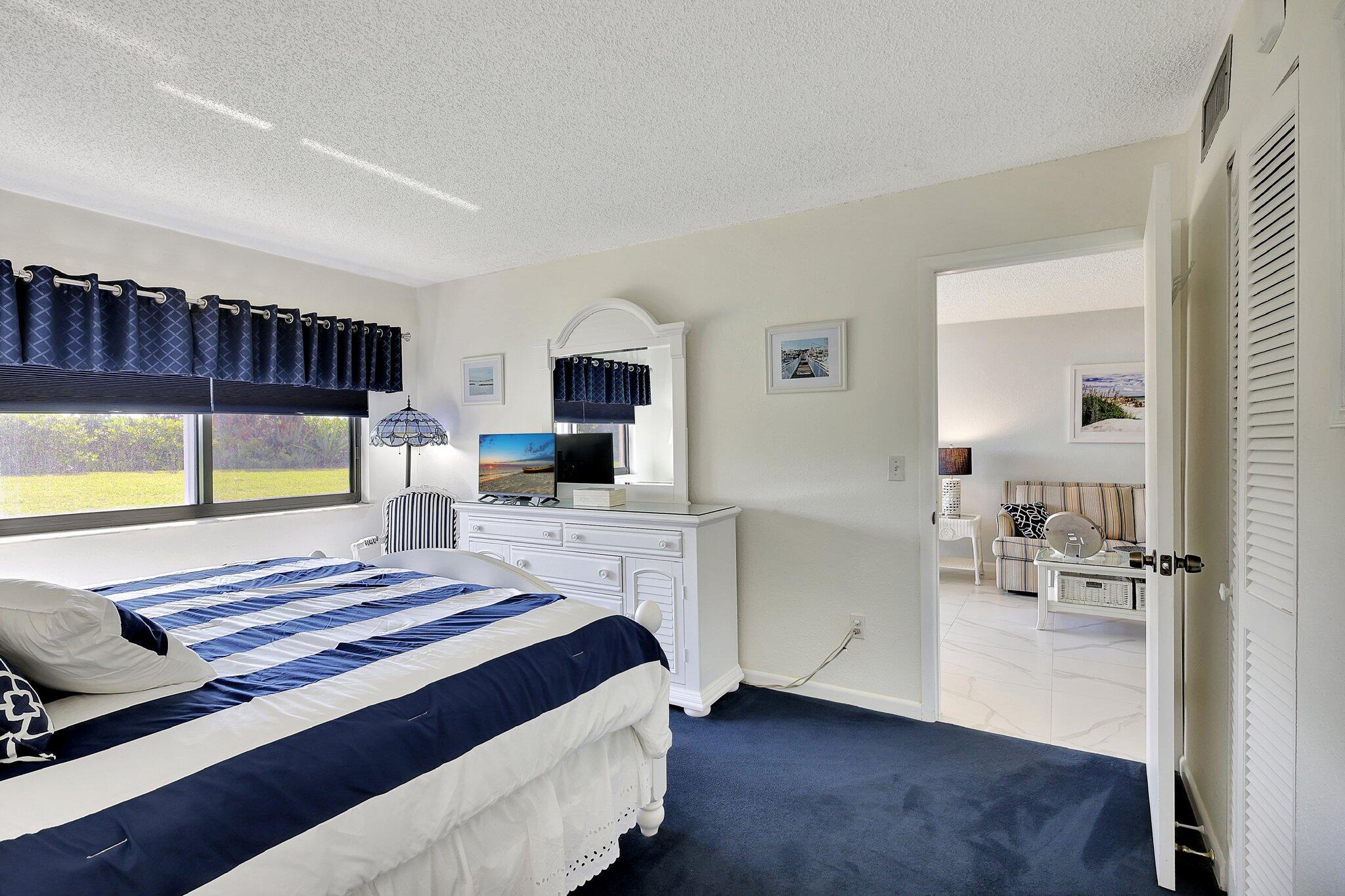 OCEAN HARBOUR SOUTH CONDOMINIUM - Residential