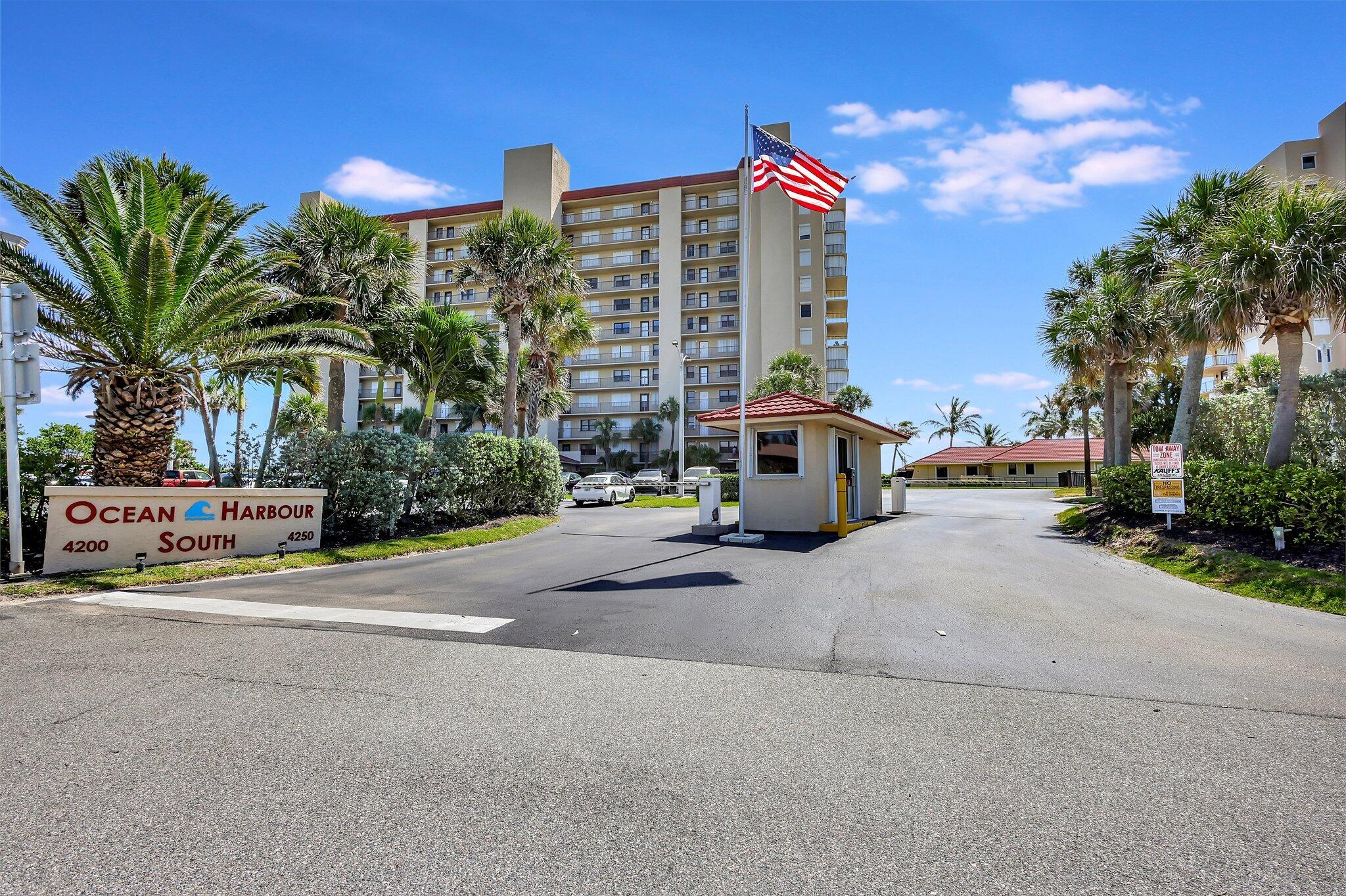 4250 N Highway A1a 102