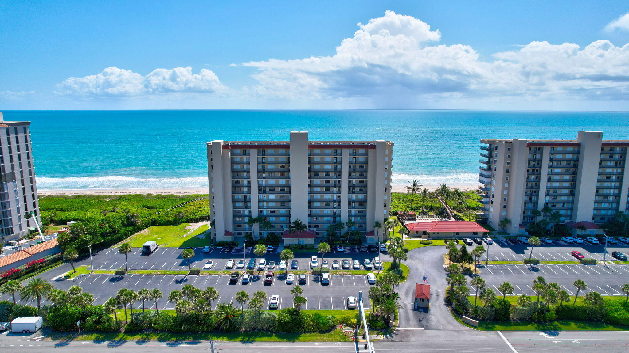 OCEAN HARBOUR SOUTH CONDOMINIUM - Residential