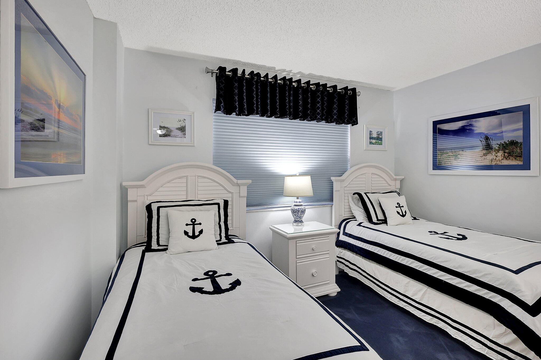 OCEAN HARBOUR SOUTH CONDOMINIUM - Residential