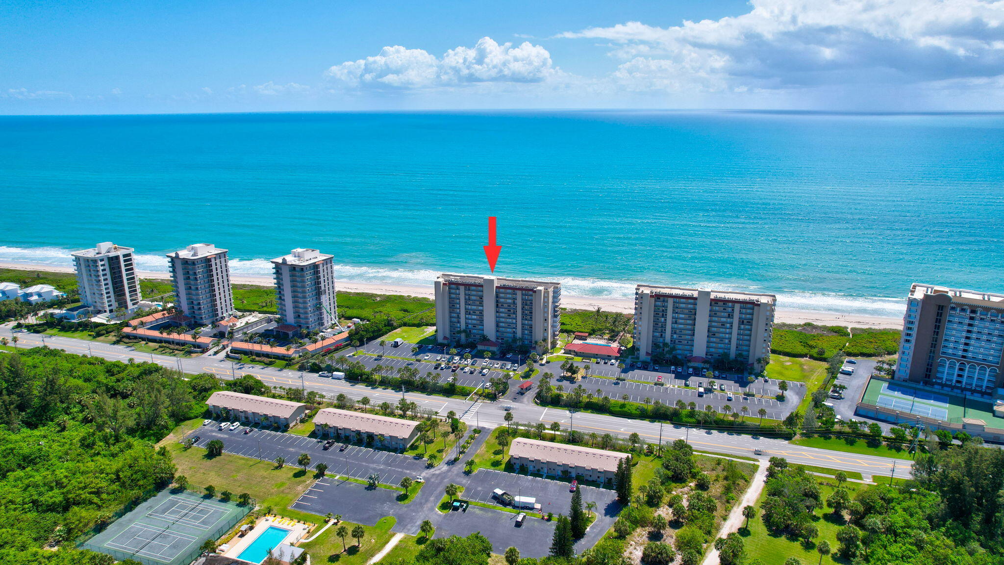 OCEAN HARBOUR SOUTH CONDOMINIUM - Residential
