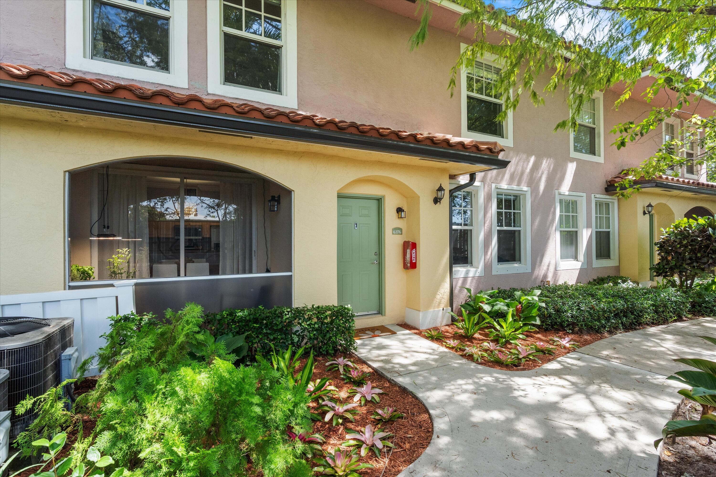 6376 W SAMPLE Road 6376