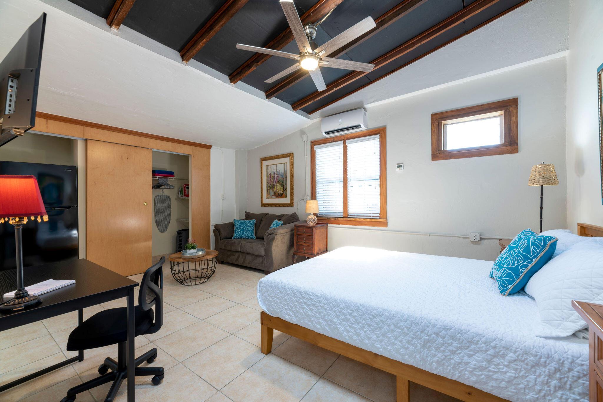 LAKE WORTH BEACH - Residential Lease