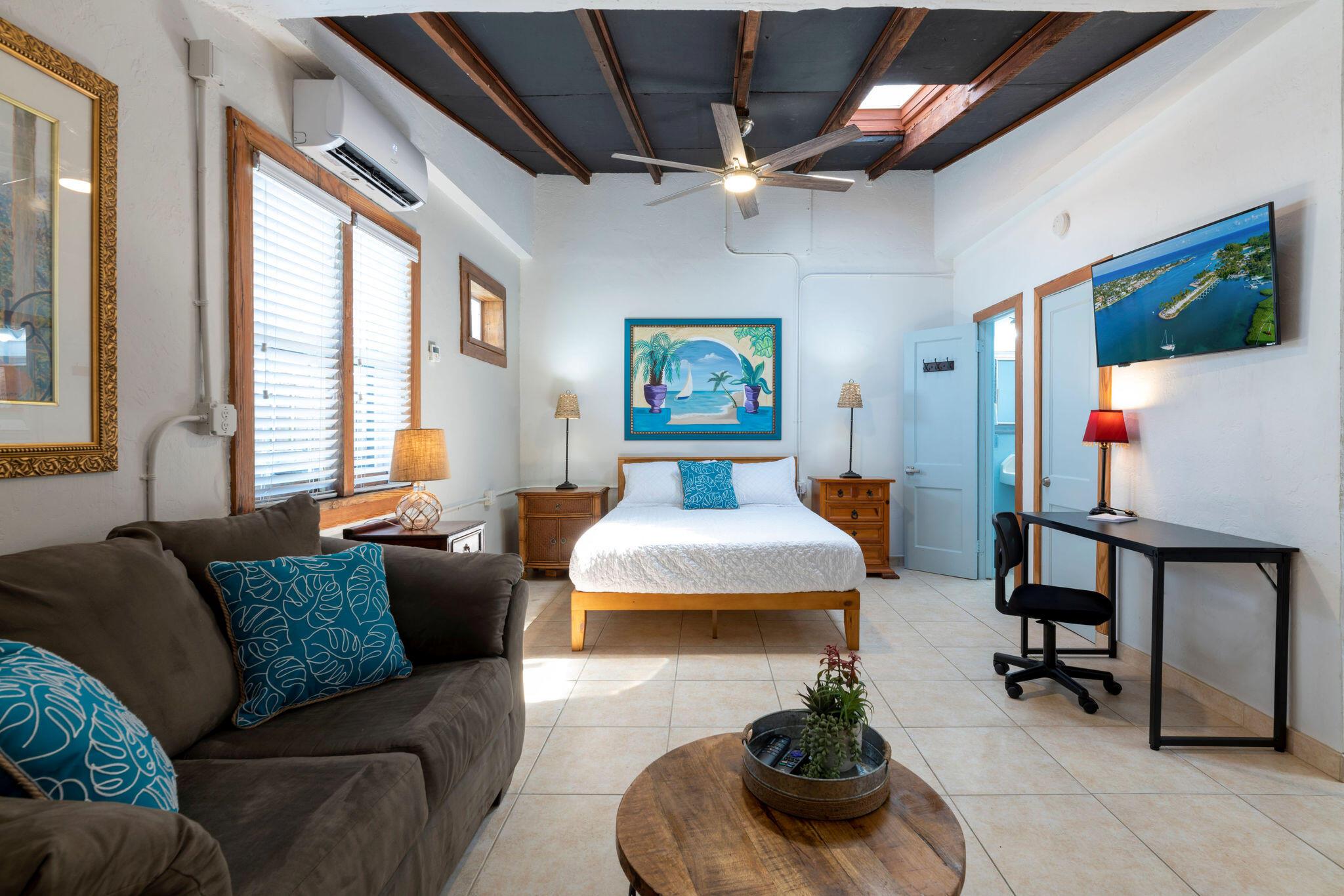 LAKE WORTH BEACH - Residential Lease