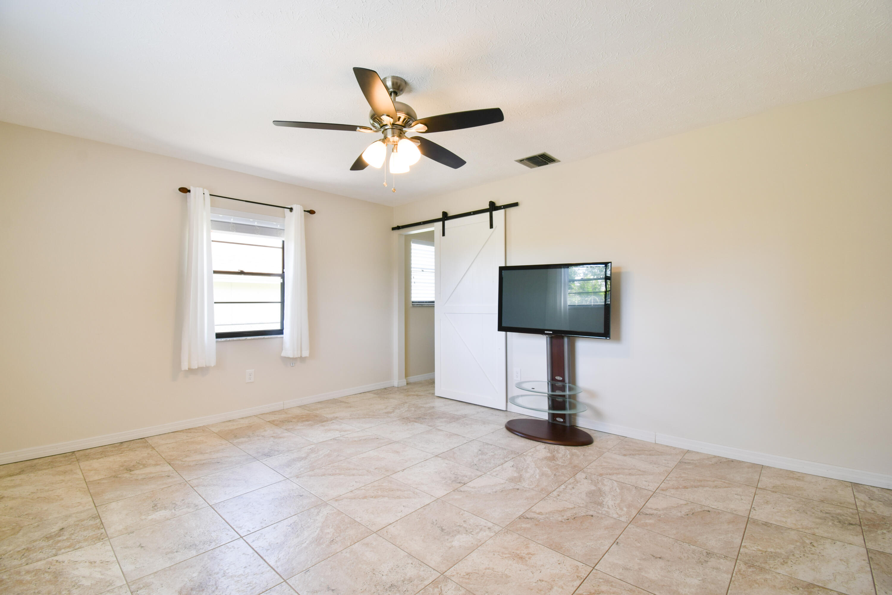 PORT ST LUCIE SECTION 13 - Residential