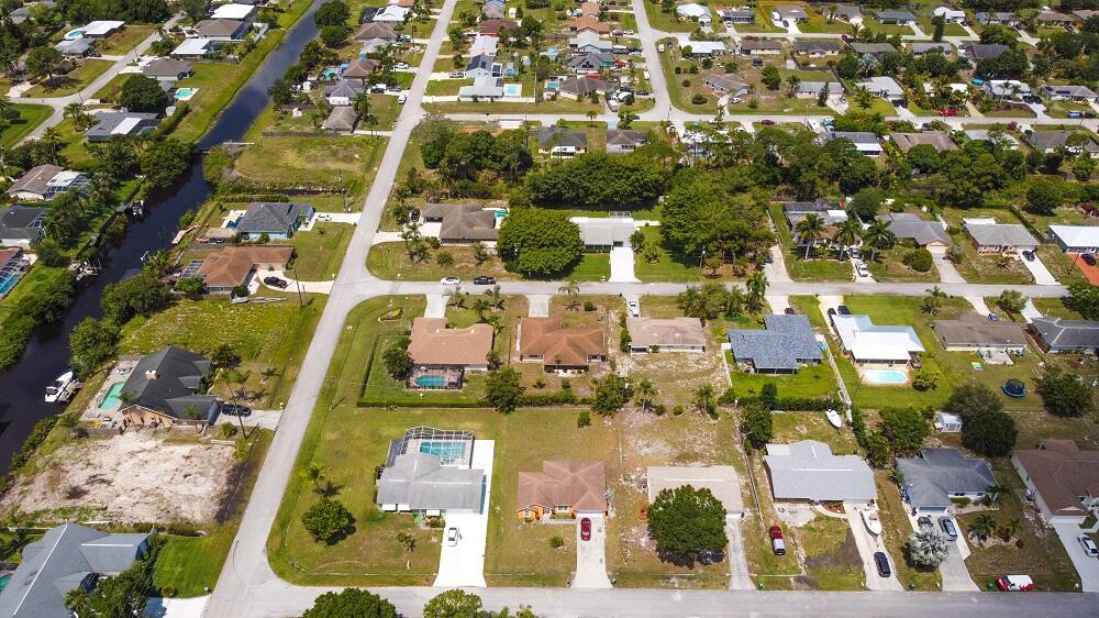 PORT ST LUCIE SECTION 13 - Residential