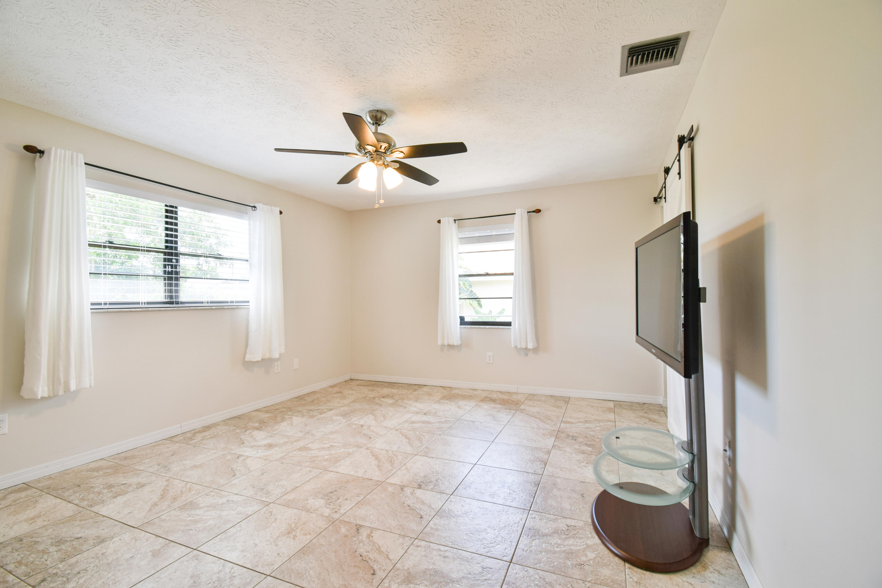 PORT ST LUCIE SECTION 13 - Residential